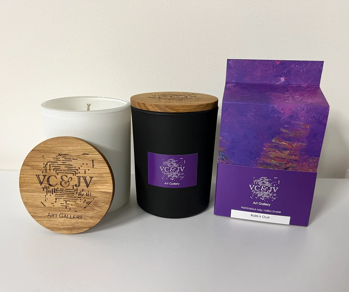 Aromatinė sojų vaško žvakė ,,Rožė ir Oud"