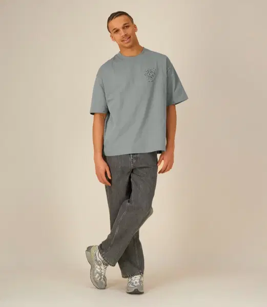Premium oversize marškinėliai ,,Pakeleivis" 2